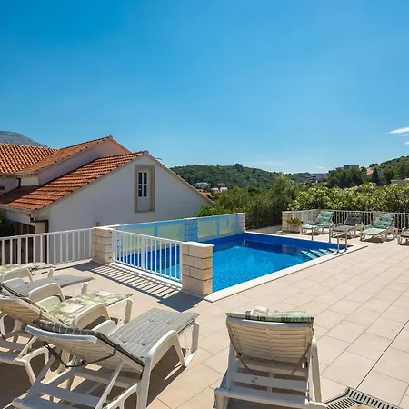 Apartament Banya